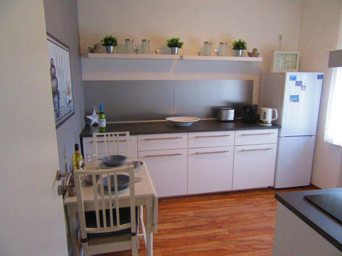 Apartment Troja *