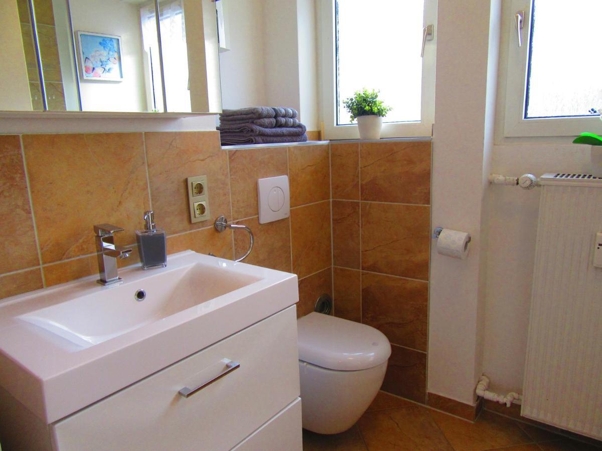 Troja Apartment *